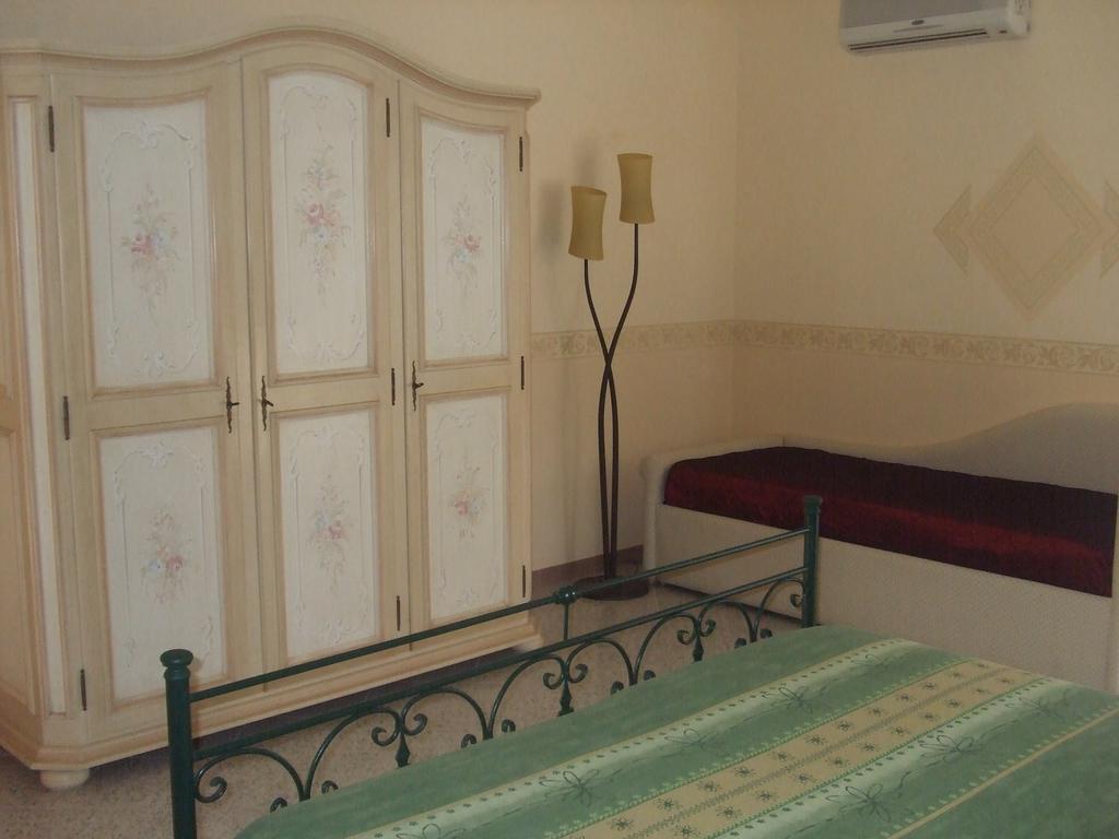 Casa Vacanza La Pajara Otel Andrano Dış mekan fotoğraf