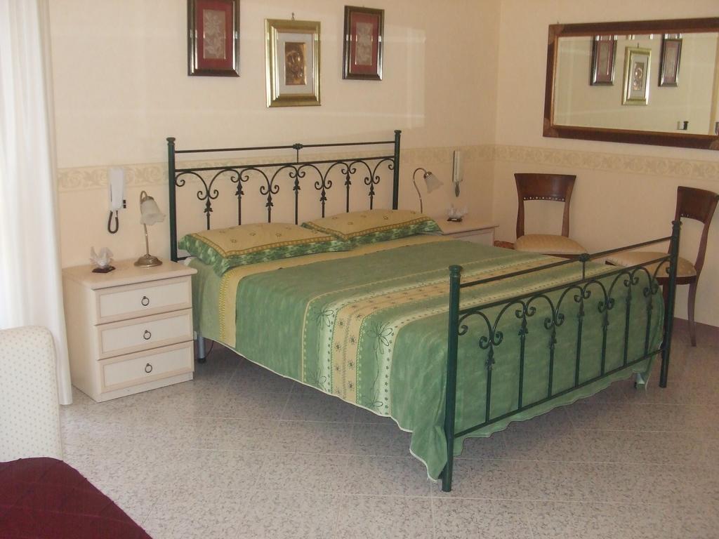 Casa Vacanza La Pajara Otel Andrano Dış mekan fotoğraf