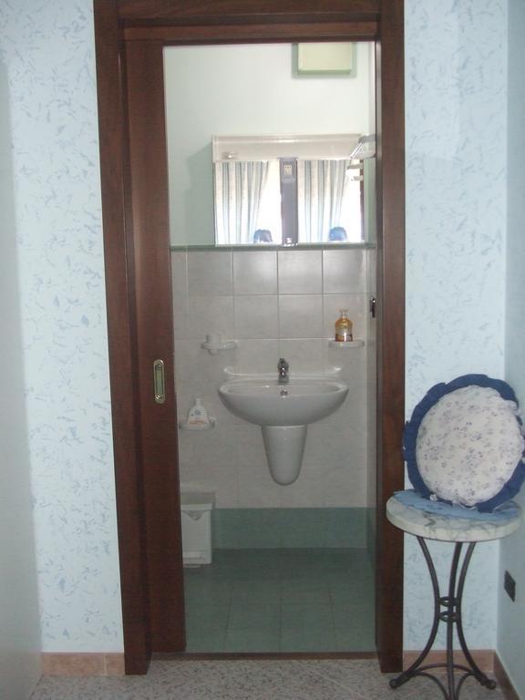 Casa Vacanza La Pajara Otel Andrano Dış mekan fotoğraf
